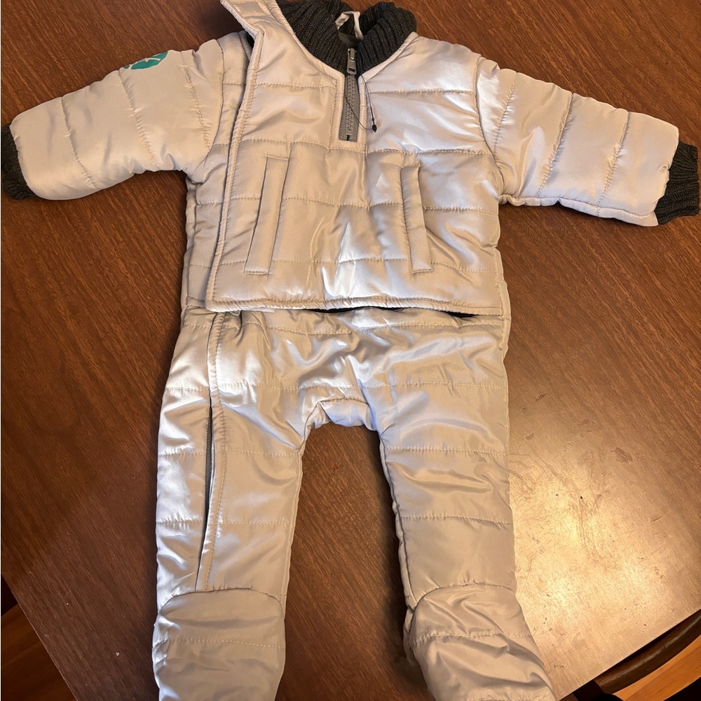 NEW Buckle Me Baby CarsSear Snowsuit 3/6mo